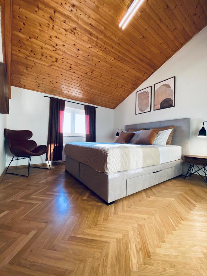 Cirjak Apartments Biograd Na Moru Esterno foto
