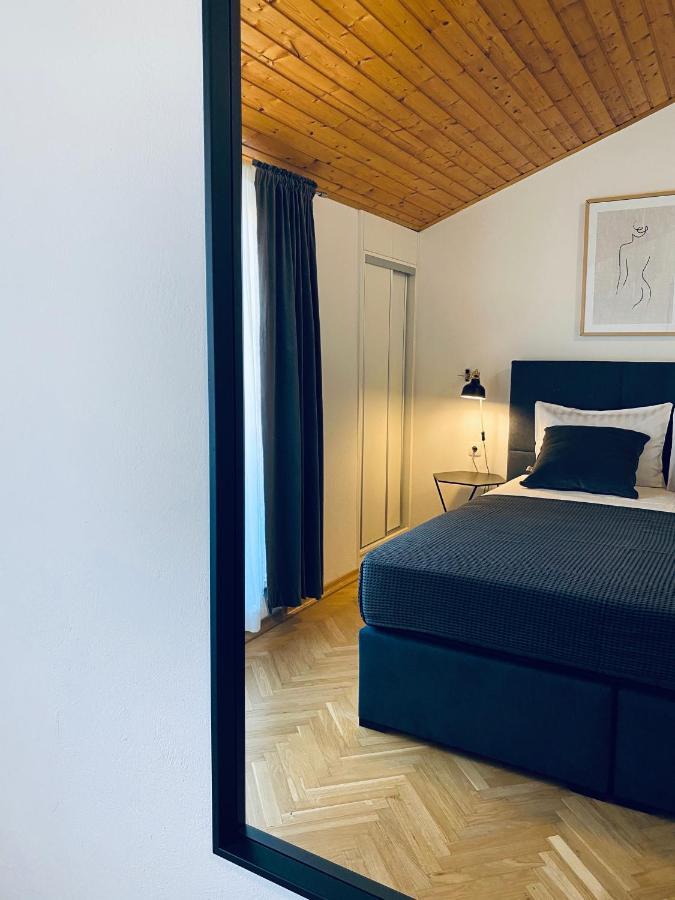 Cirjak Apartments Biograd Na Moru Esterno foto
