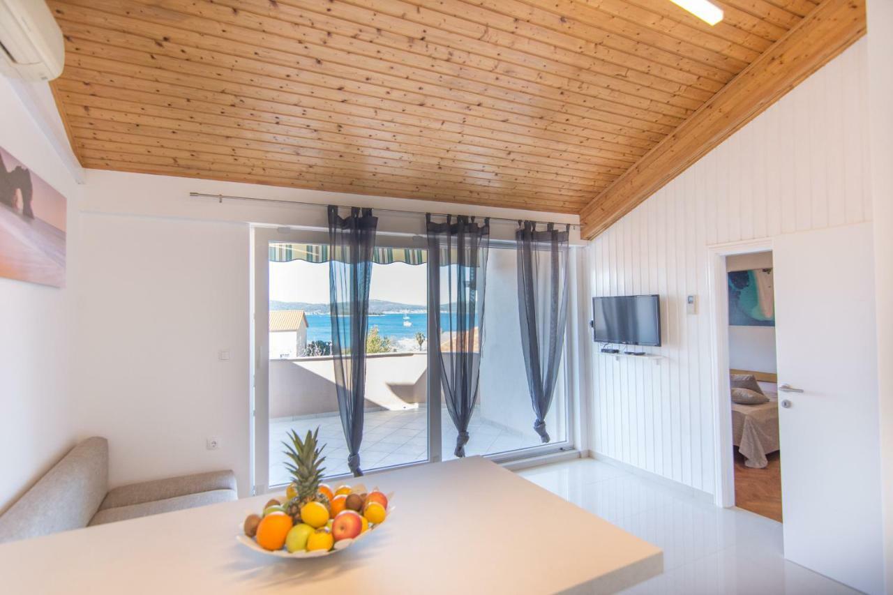 Cirjak Apartments Biograd Na Moru Esterno foto